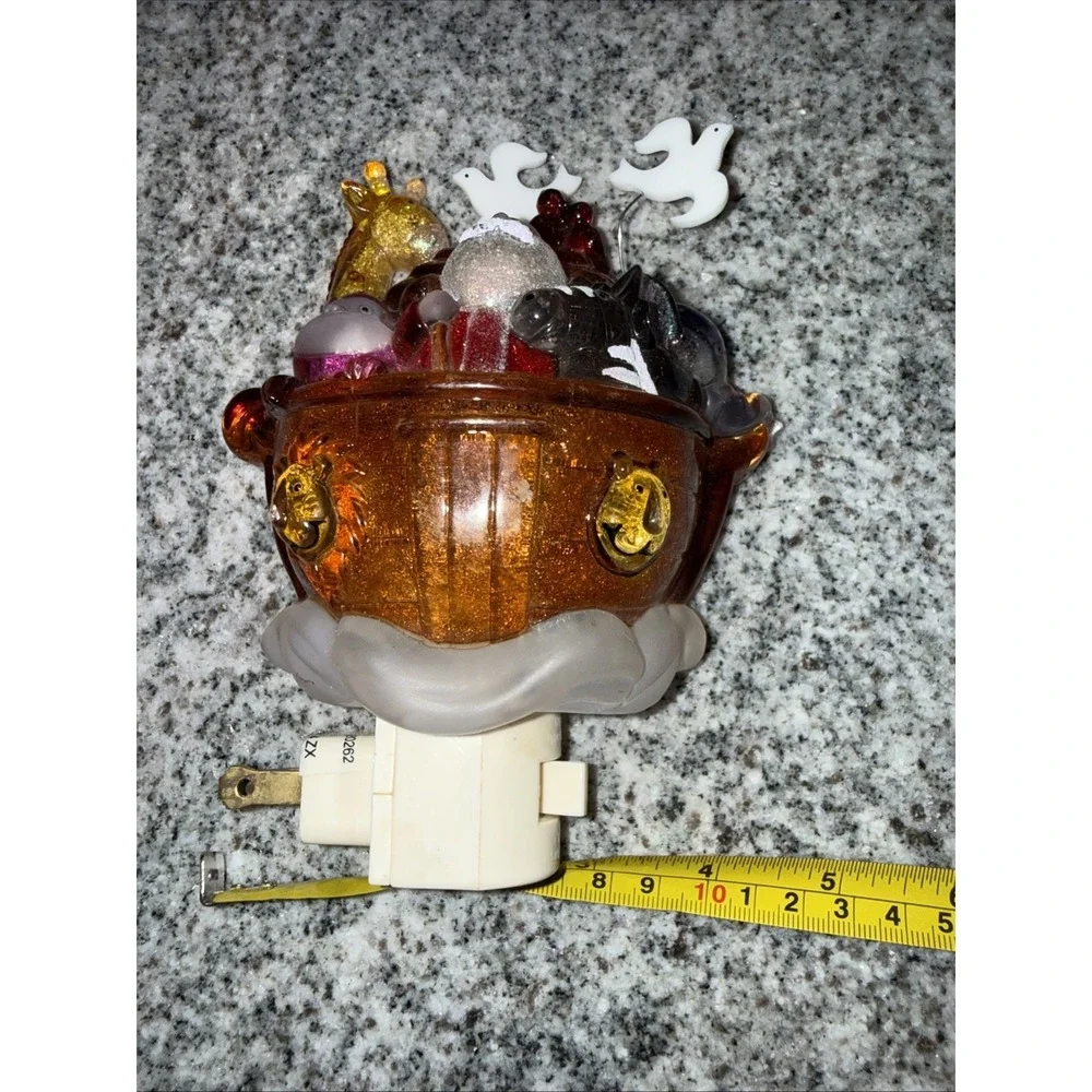 NOAH'S ARK Lights in the Night by Midwest Seasons CBK Night Light 497098‎